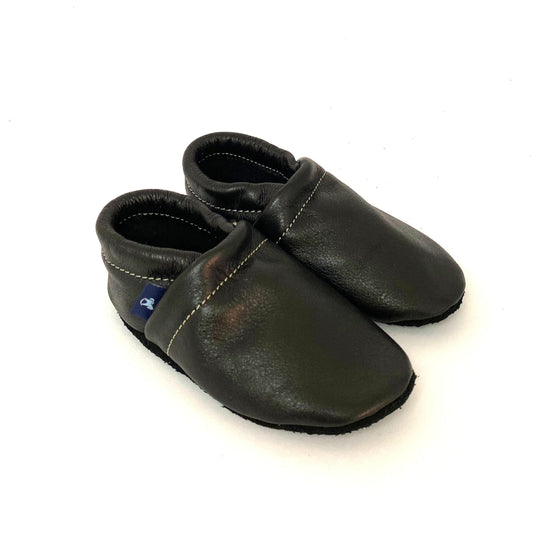 Pantau Krabbelschuh in der Farbe Schwarz in weichem Echtleder