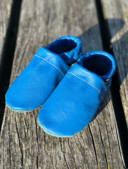 Pantau Krabbelschuh in der Farbe blau