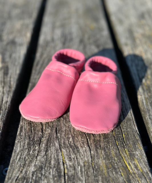 Pantau Krabbelschuh in der Farbe altrosa